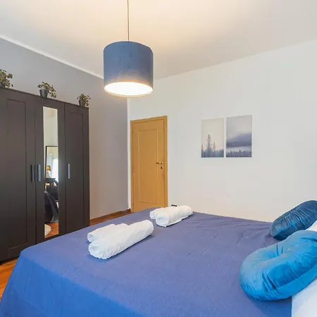 6min To Cascata Di Nesso- Private Parking Διαμέρισμα